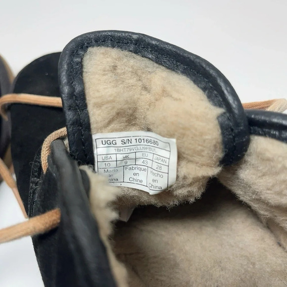 UGG Men's Maksim Chukka Boots Black Color - Picture 11 of 11